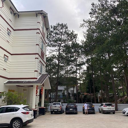 Khach San Hung Viet Hotel Kon Tum Eksteriør billede
